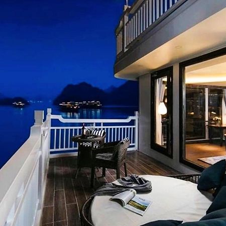 Lotus Elegance Cruise Hotel Ha Long Exterior foto